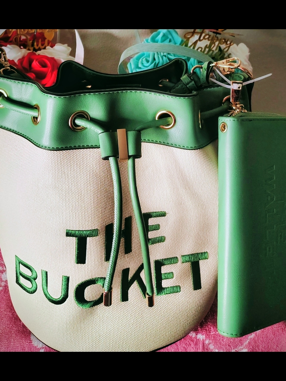 Green-Trim Canvas Bucket Tote with Matching Wallet